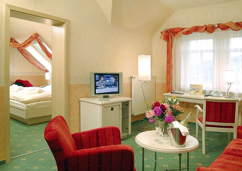 Posthotel Usseln Willingen  Rum bild