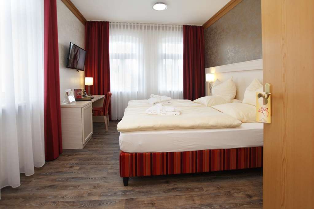 Posthotel Usseln Willingen  Rum bild
