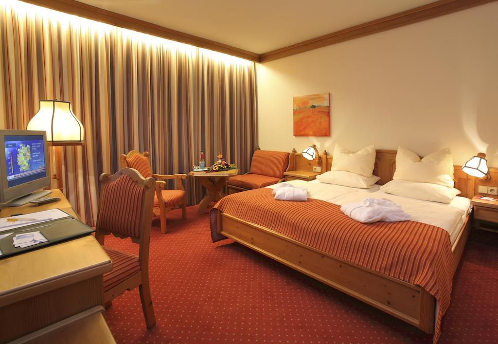 Posthotel Usseln Willingen  Exteriör bild